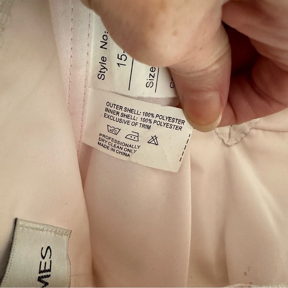 Madison James 15-116 Prom Formal Dress Gown - Picture 9 of 10